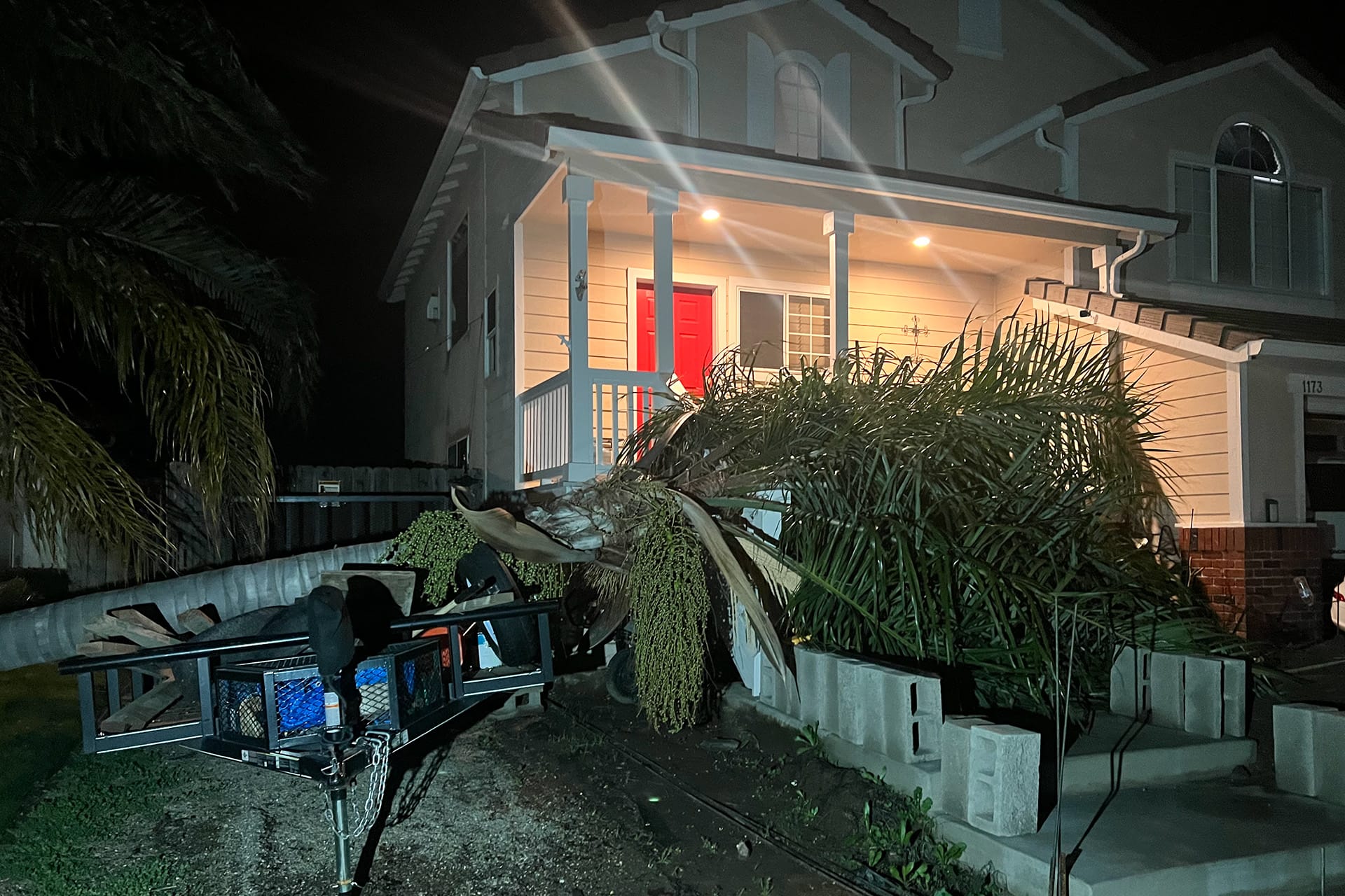 Local Flood Cleanup Companies Work Through the Night